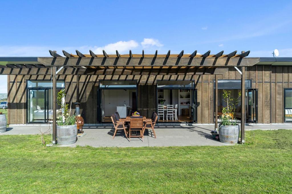 The Modern Farmstead - Greytown Accommodation Exterior photo