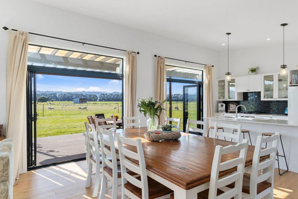 The Modern Farmstead - Greytown Accommodation Exterior photo