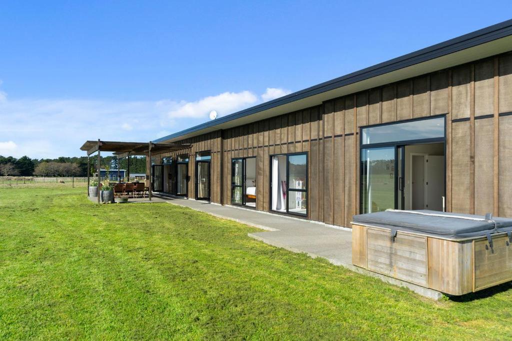 The Modern Farmstead - Greytown Accommodation Exterior photo