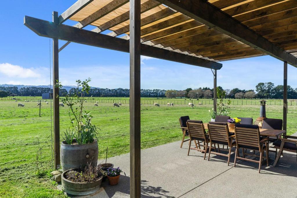 The Modern Farmstead - Greytown Accommodation Exterior photo